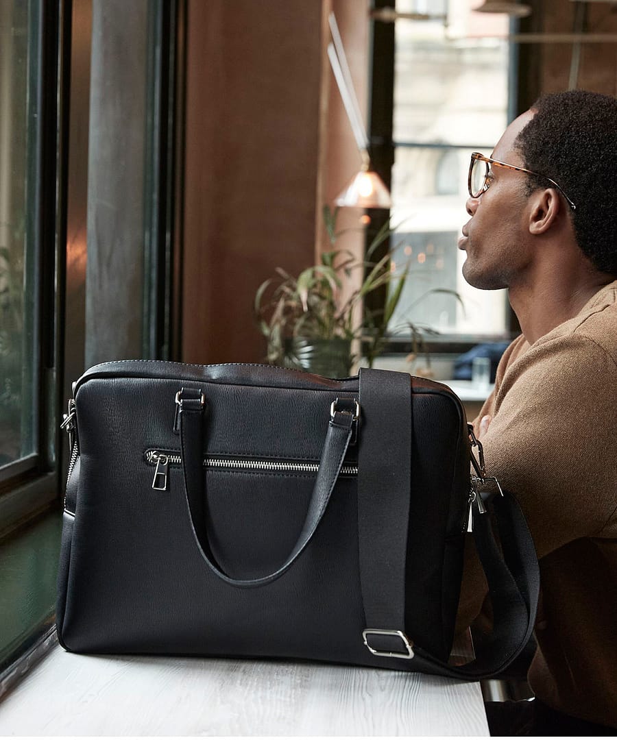 Tailored luxe PU briefcase